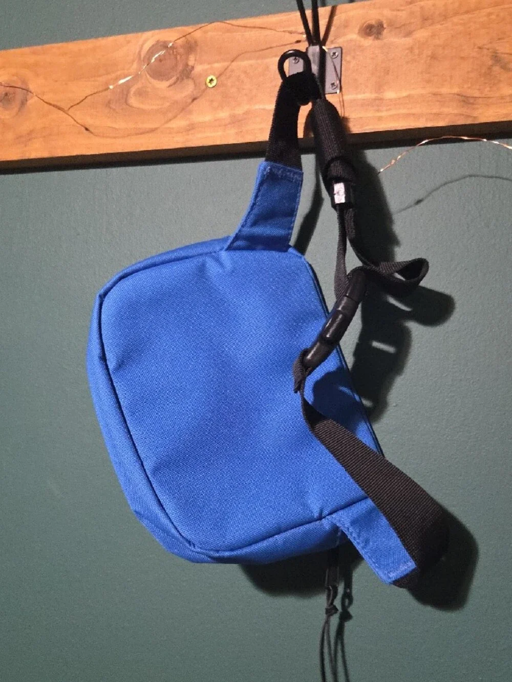 Herschel Supply Co. compact convenient